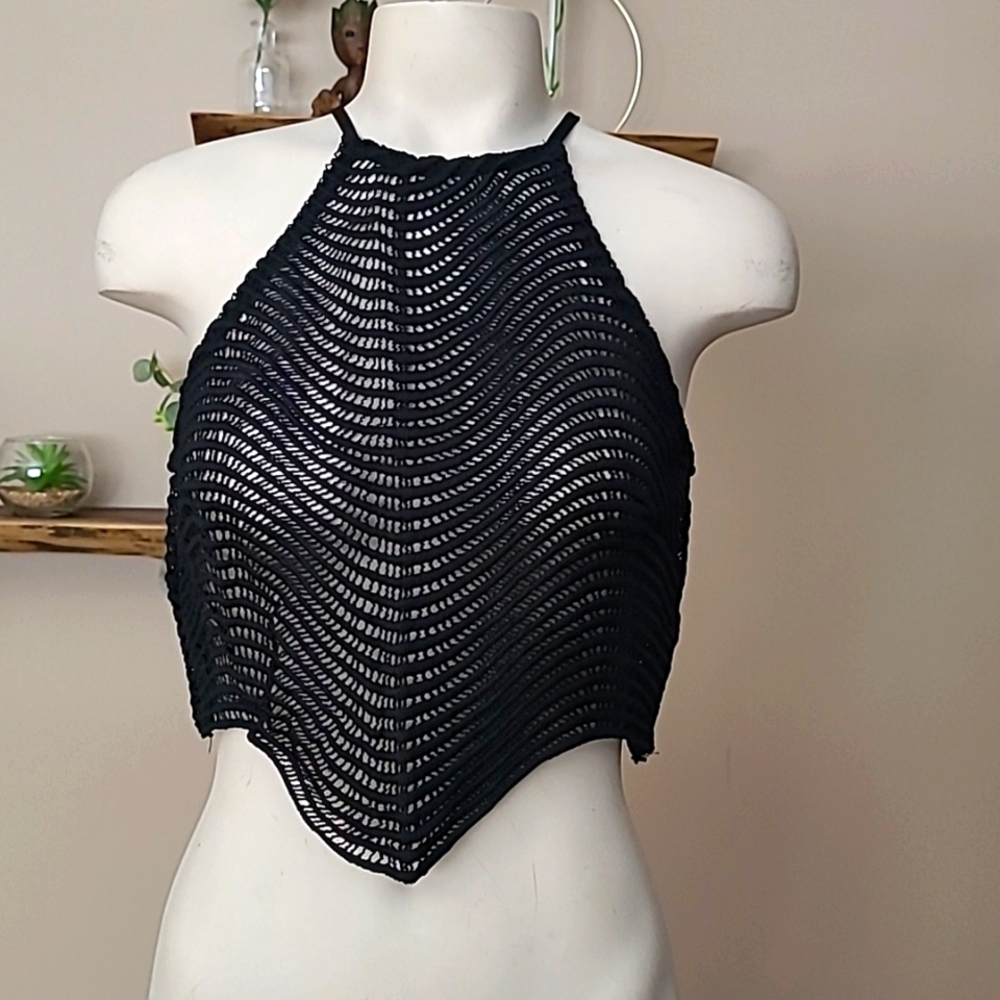 Windsor Crop Top - Picture 1 of 7